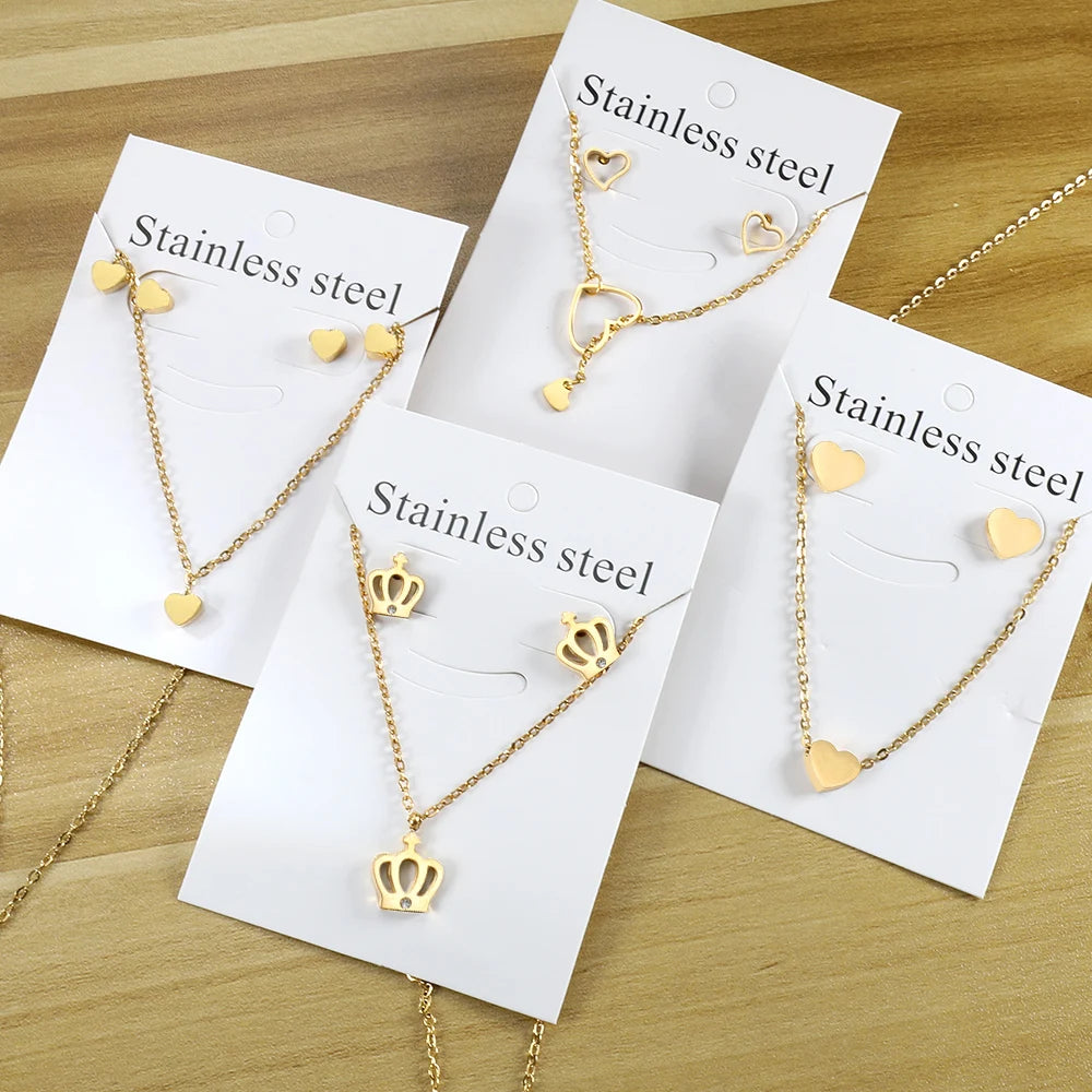 Layered Heart Pendant Necklace Set
