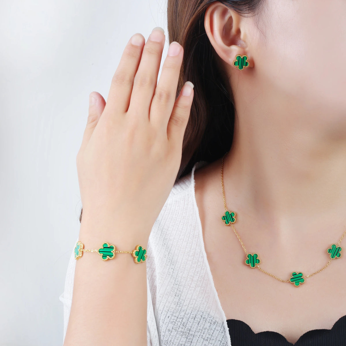 Five-Leaf Clover Jewelry Set