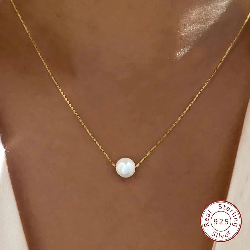Sterling Silver Mother of Pearl Pendant Necklace