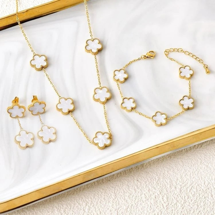 Five-Leaf Clover Jewelry Set