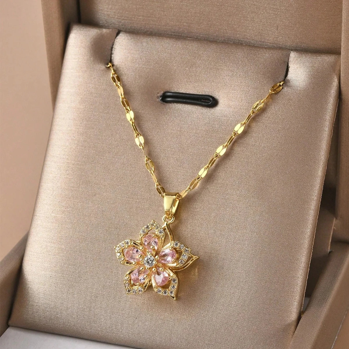 Zircon Flower Pendant Necklace