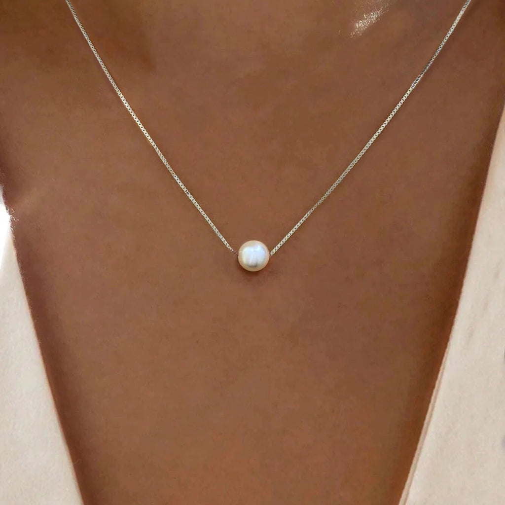 Sterling Silver Mother of Pearl Pendant Necklace