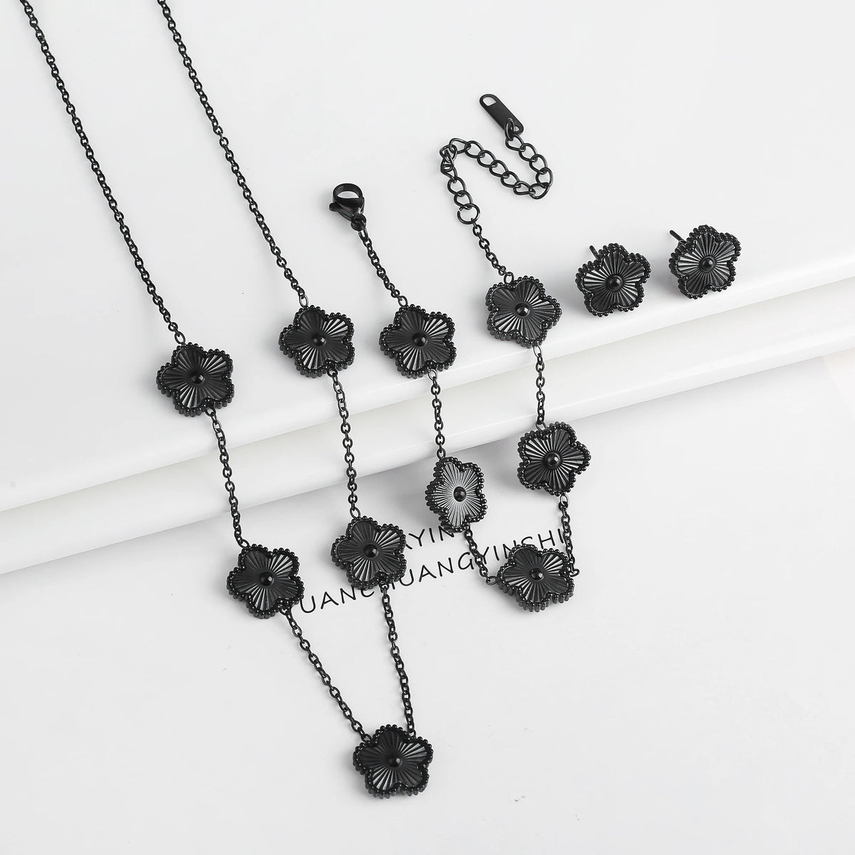 Five-Leaf Clover Jewelry Set