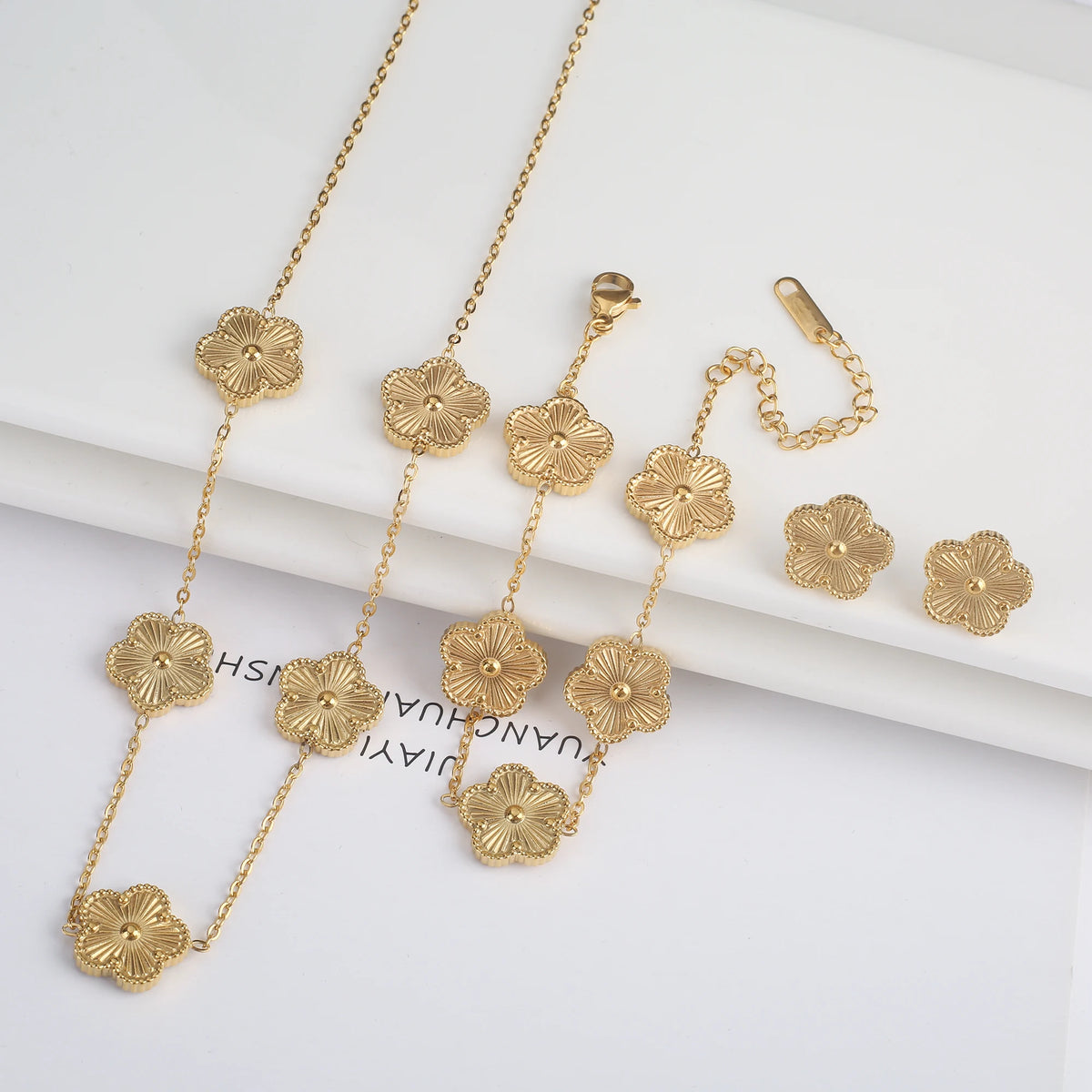 Five-Leaf Clover Jewelry Set