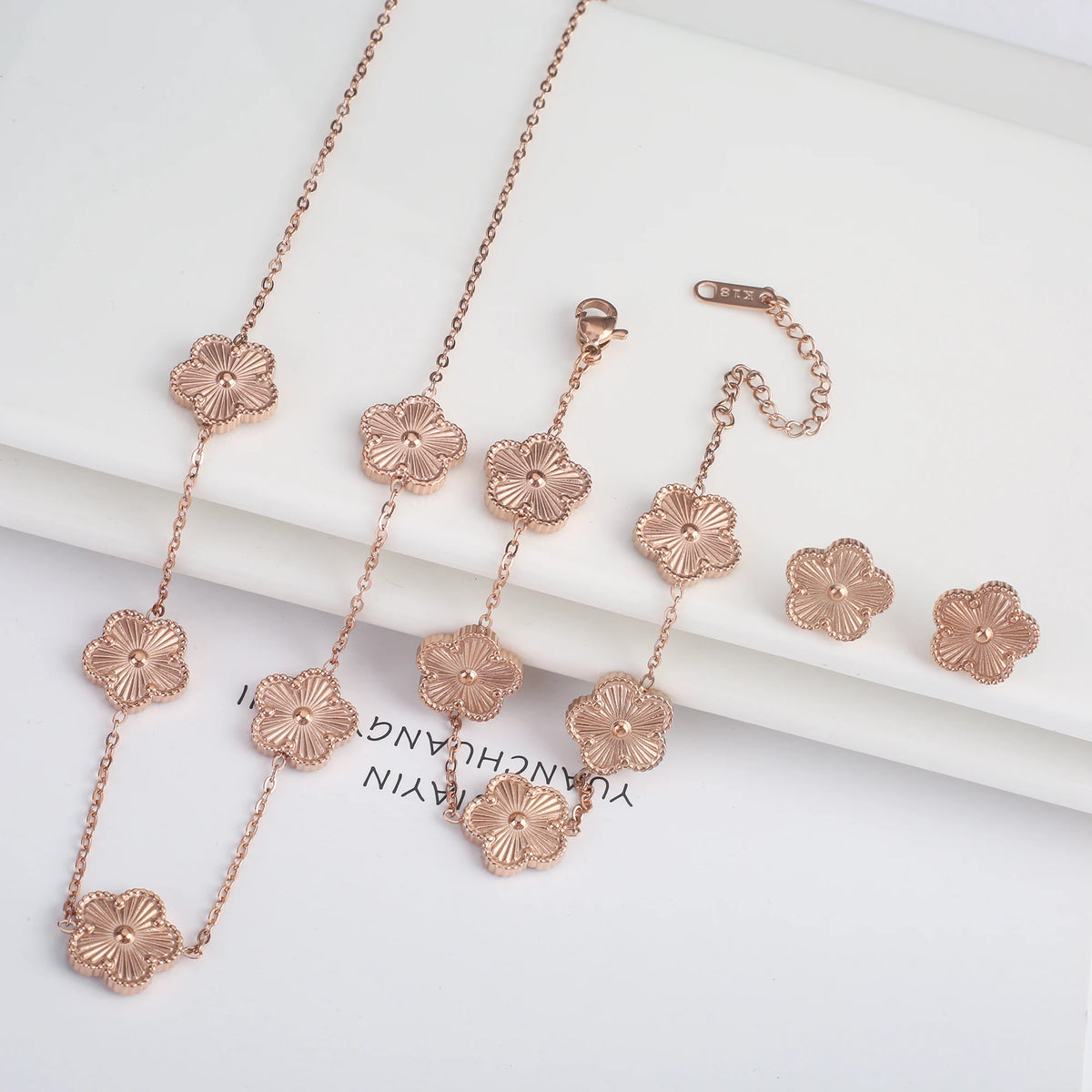 Five-Leaf Clover Jewelry Set
