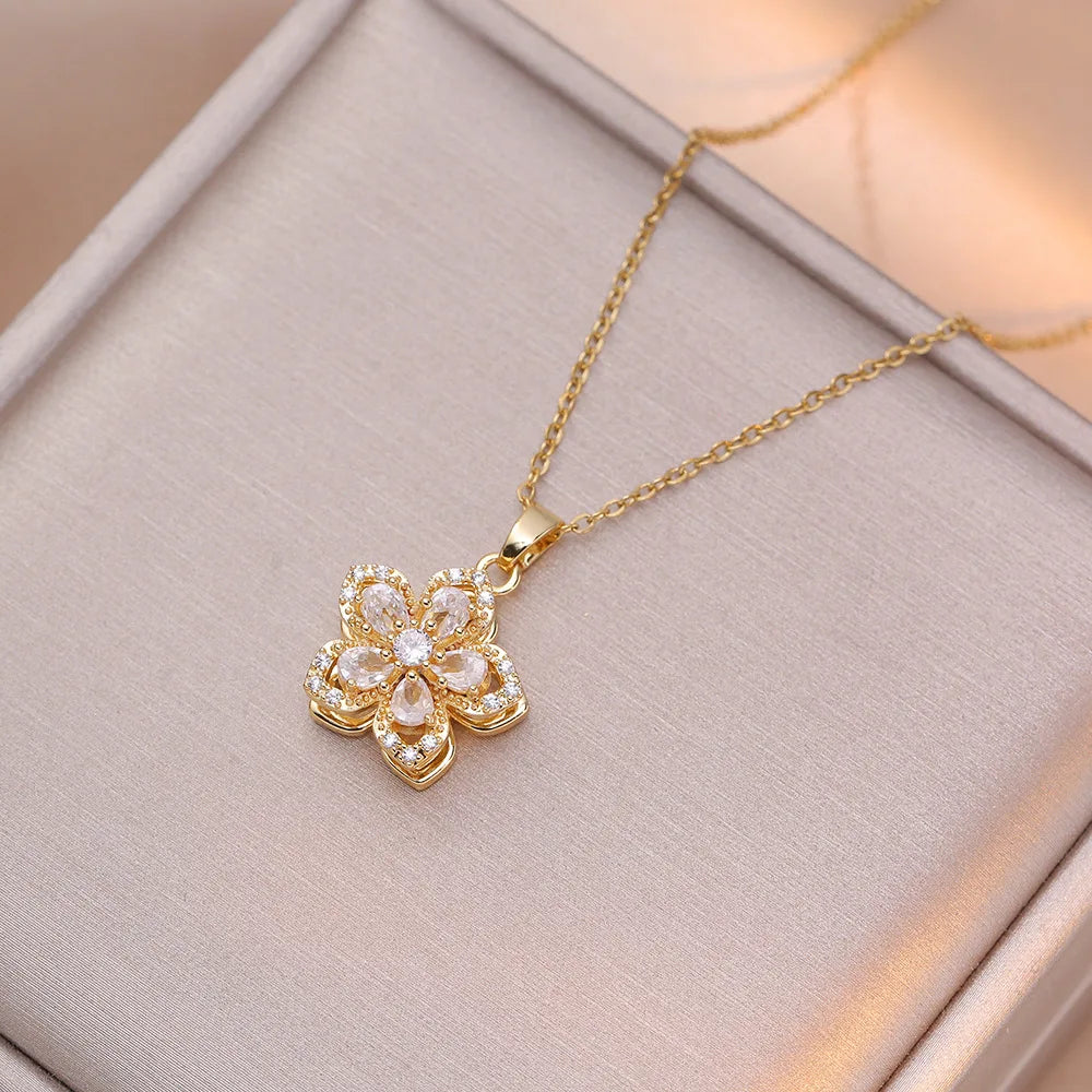 Zircon Flower Pendant Necklace
